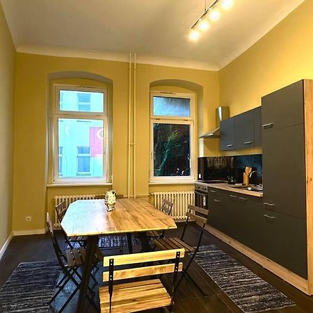 Schoenes Grosses Apartment Im Zentrum Berlins Extérieur photo